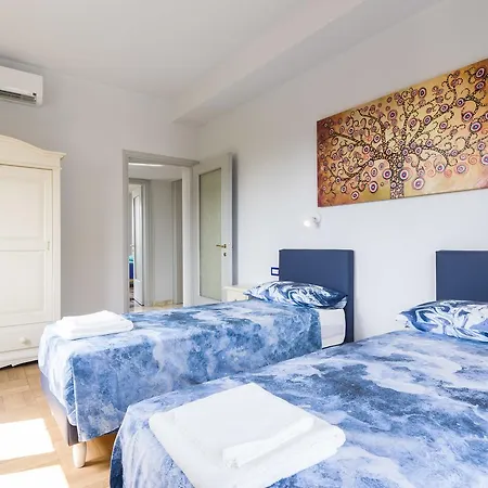 Apartman Primopiano - Rg12 *